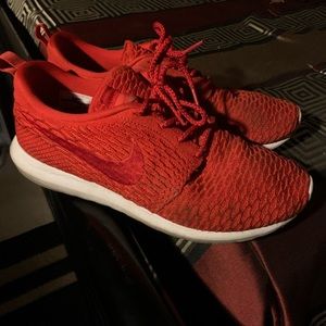 Nike Roshe Flyknit